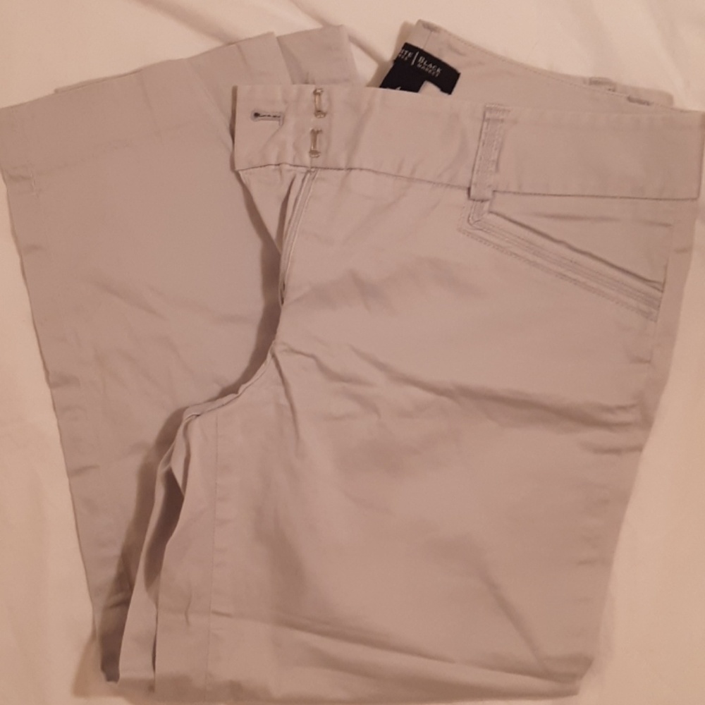 White House Black Market slim Capri